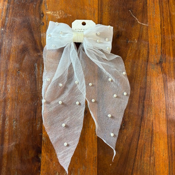 Altar'd State Accessories - Altar'd State White Sheer Mesh Pearl Hair Bow Barrette Long Tail Bridal Coquette